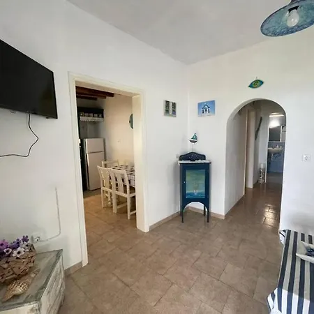 Holiday home Casa Krotiri, Bellavista Mare, Parcheggio Interno Parikia (Paros)